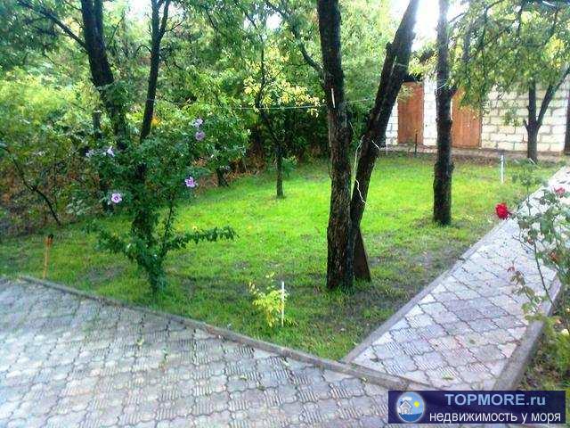 Продается садовый дом 100 кв.м., 4 сотки в Орджоникидзе, 2 левая линия, СПК Волна. С видом на море и горы. Свой сад,...