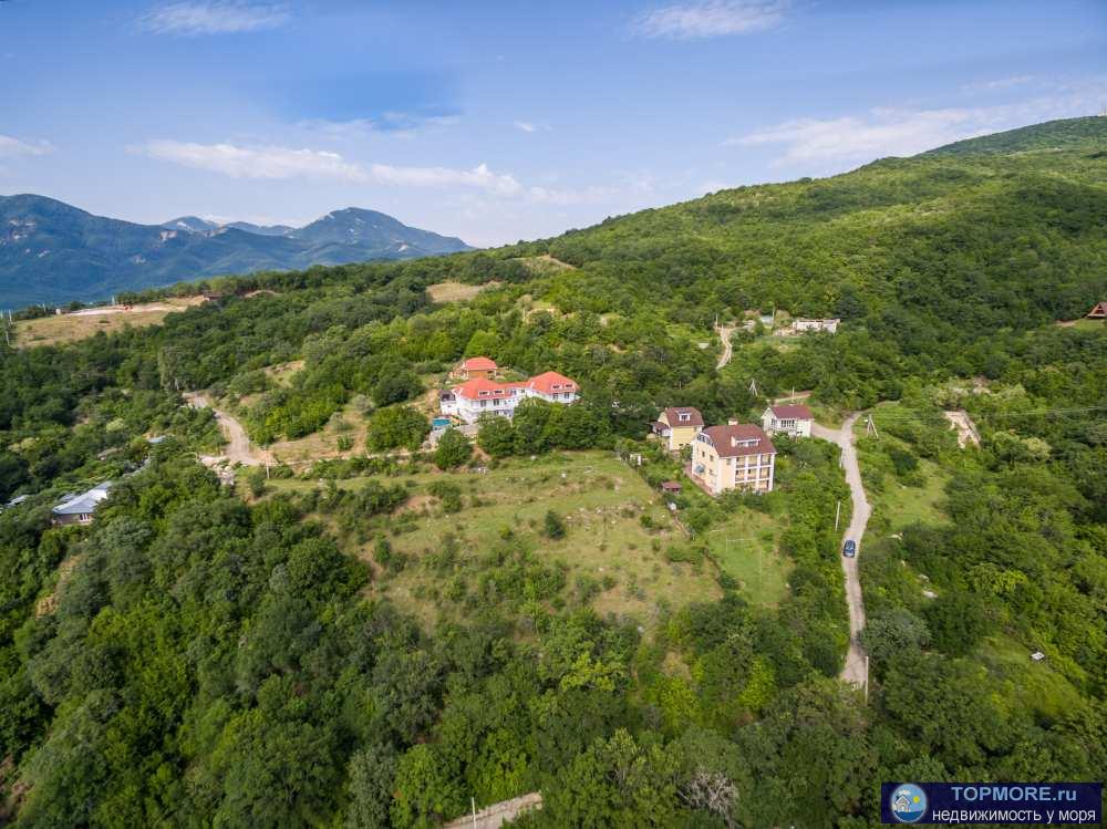 Продам земельный участок 8 соток в с. Изобильное, Большая Алушта. Горный воздух, великолепный вид на крымские горы...