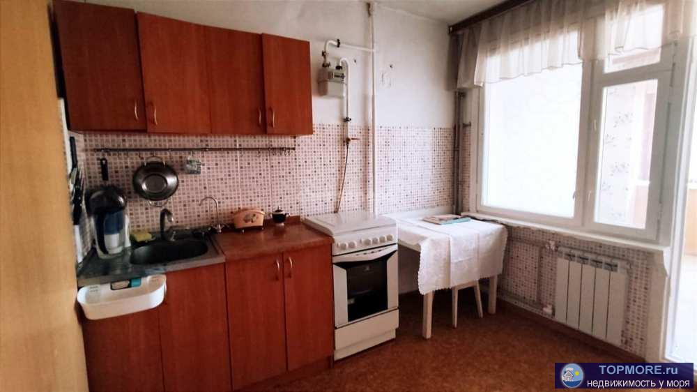 Продается однокомнатная квартира Гагаринский район   О квартире :  В квартире сделан ремонт.  Кухня - 6,4 кв.м....