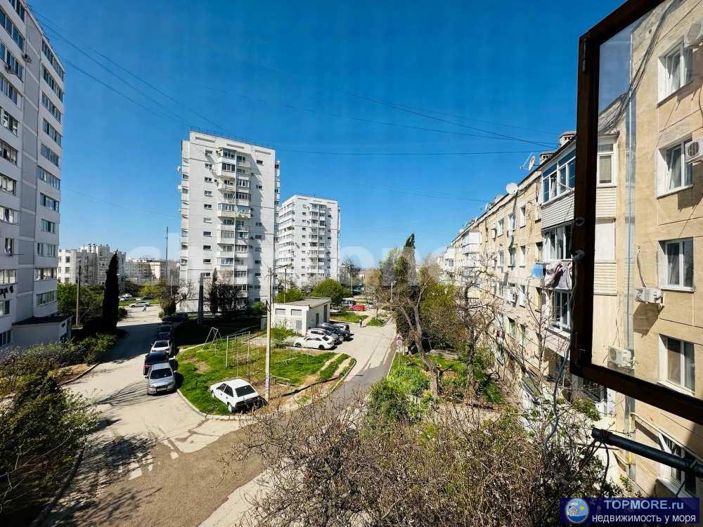 Продаётся двухкомнатная  квартира в Гагаринском  районе города Севастополя.  В квартире остаются шкафы, кухня,... - 1