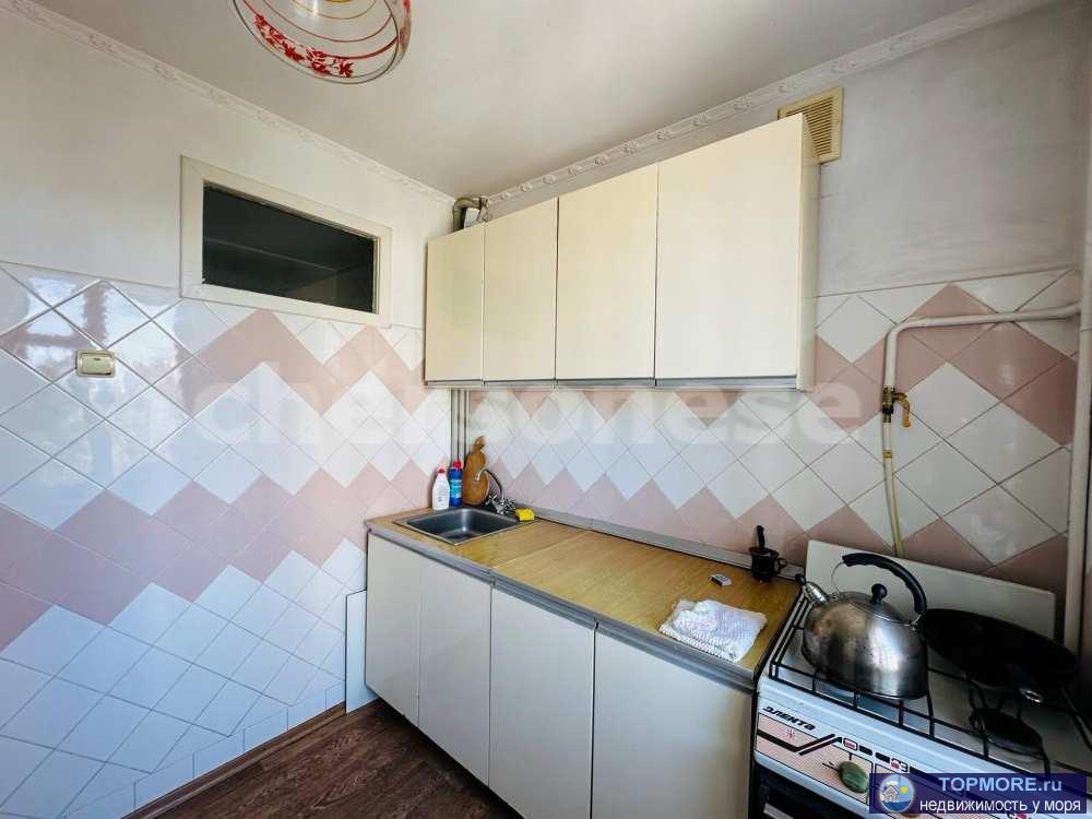 Продаётся двухкомнатная  квартира в Гагаринском  районе города Севастополя.  В квартире остаются шкафы, кухня,... - 2