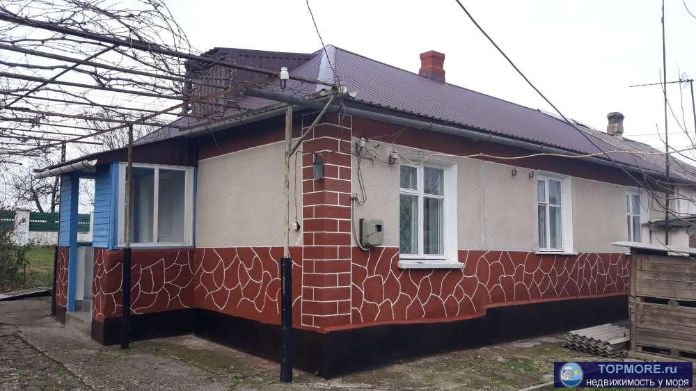 Продам дом в с.Белая Скала Белогорского района рядом трасса Белогорск-Нижнегорск река, лес, скала. 3 комнаты, кухня,... - 1