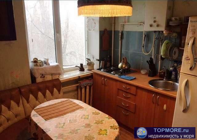 Продается 1 комнатная квартира, состояние жилое, рядом Комсомольский парк, до моря 5 минут.