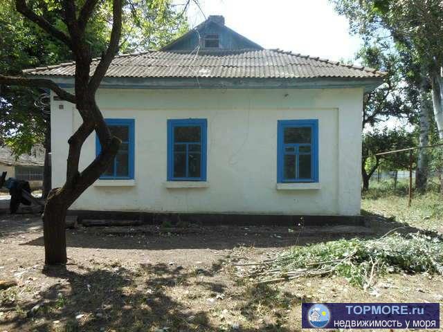 Дом в селе Яркое Поле, расположено в восточной степной части Крымского полуострова. Расстояние до районного центра и...