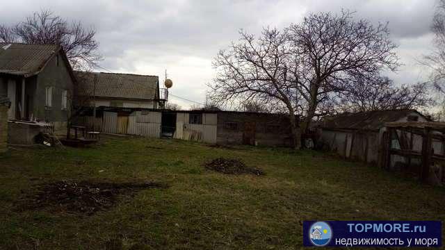 Продается дом , расположенный  в живописном районе Крыма, трасса Симферополь – Феодосия – 100 м, рядом старинный... - 2