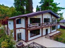 Продается шикарный новый дом на Малом Ахуне. Площадь дома 250 кв.м,...