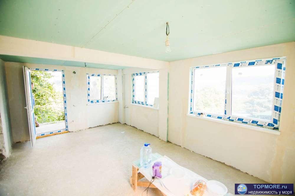 Продается новый трехэтажный дом в Каштанах. Документы оформлены, получен адрес. - 1