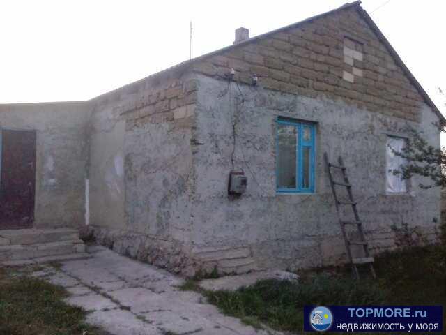 Продается земельный участок в поселке Первомайское Кировского района,  на участке дом не достроен, но в жилом...