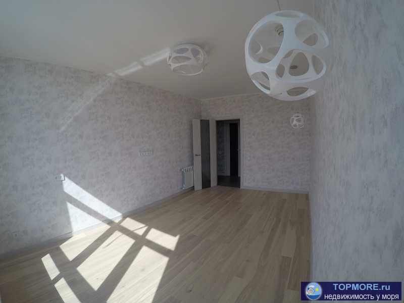 Продается квартира с дизайнерским ремонтом в новом кирпичном доме в Анапе  Площадь (общ\жил\кухня): 61.68/34.49/12.73... - 1