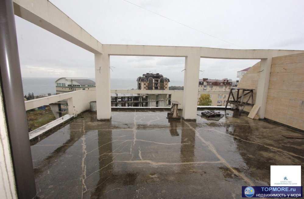 Продам 2-х уровневый пентхаус на ул. Бытха. Квартира расположена в клубном доме бизнес класса. Огромная терраса с...