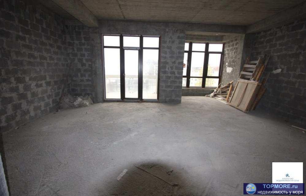 Продам 2-х уровневый пентхаус на ул. Бытха. Квартира расположена в клубном доме бизнес класса. Огромная терраса с... - 2