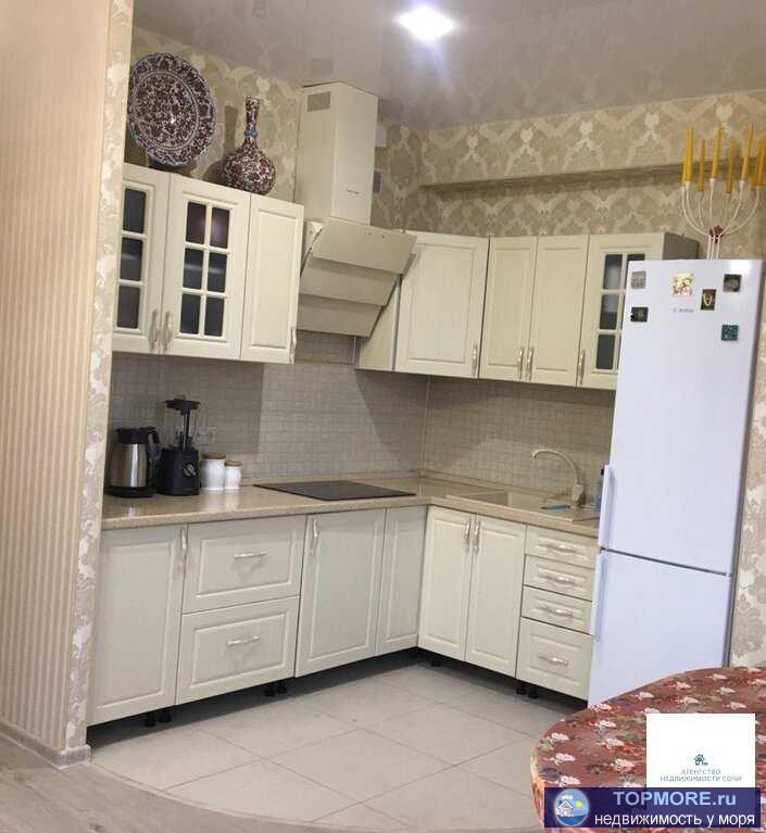 Продаётся квартира в центре Сочи!все в шаговой доступности!элитное жильё!витражные окна, сделан ремонт!фото реальные.... - 2