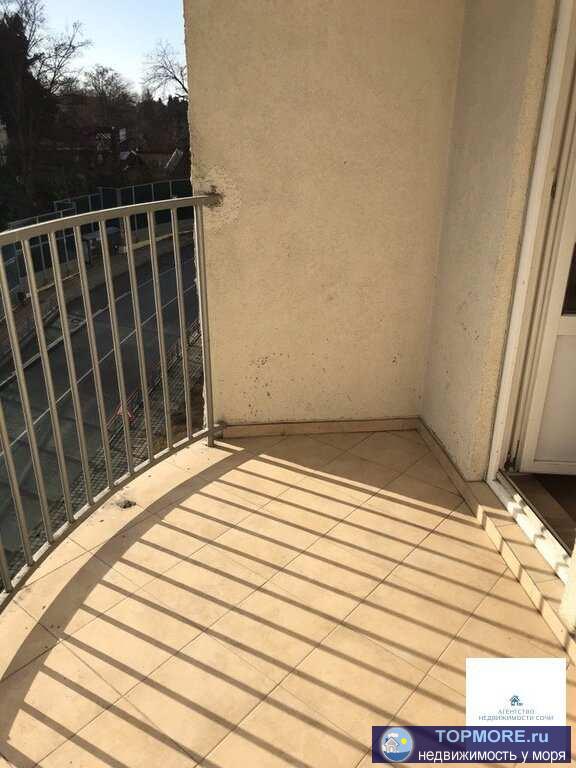 Продается двухкомнатная квартира на улице Яна Фабрициуса дом 7 , секция 2, 4й этаж. Окна на дорогу. Сделан ремонт.... - 1