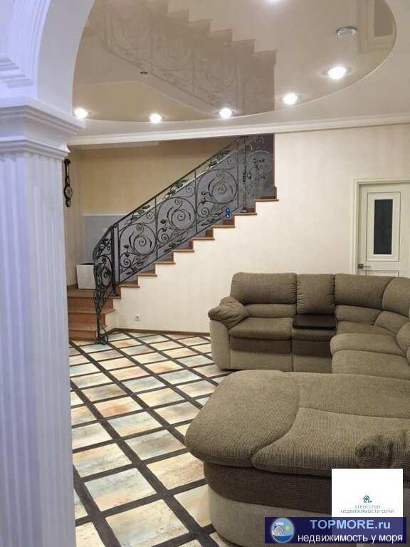 В Продаже большая четырех комнатная квартира в двухуровнях. Квартира расположена на 2-3 этаже четырех этажного... - 1