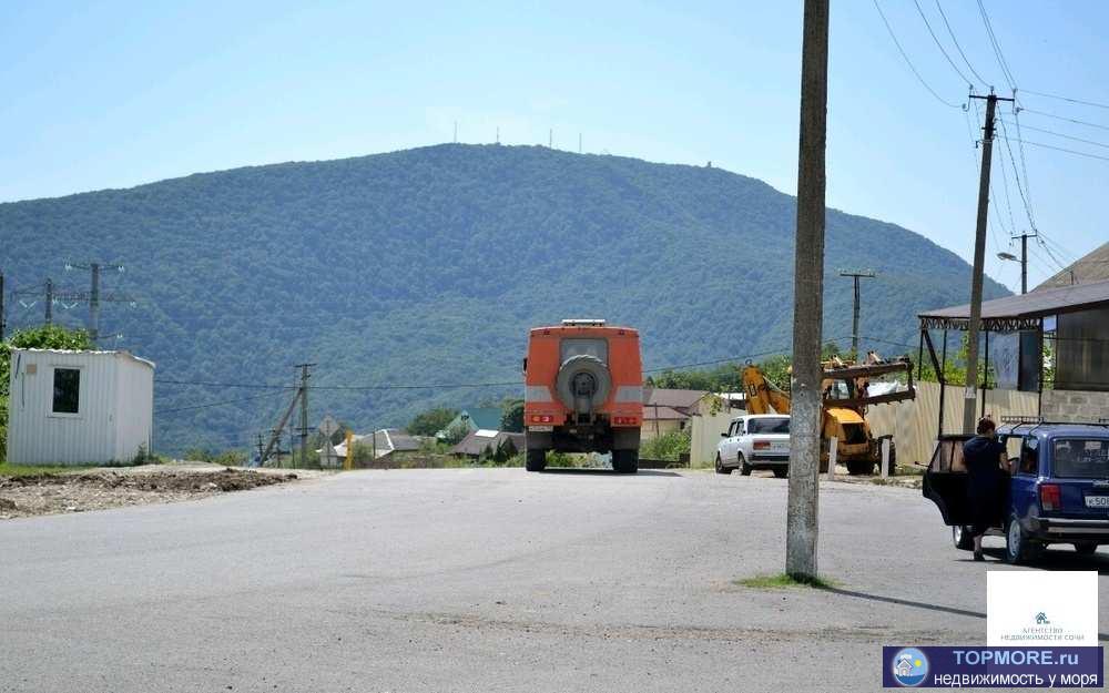 Продаю землю в Красной воле центр , газ, вода, южная сторона, красивый вид на горы и море, остановка , магазин, школа...