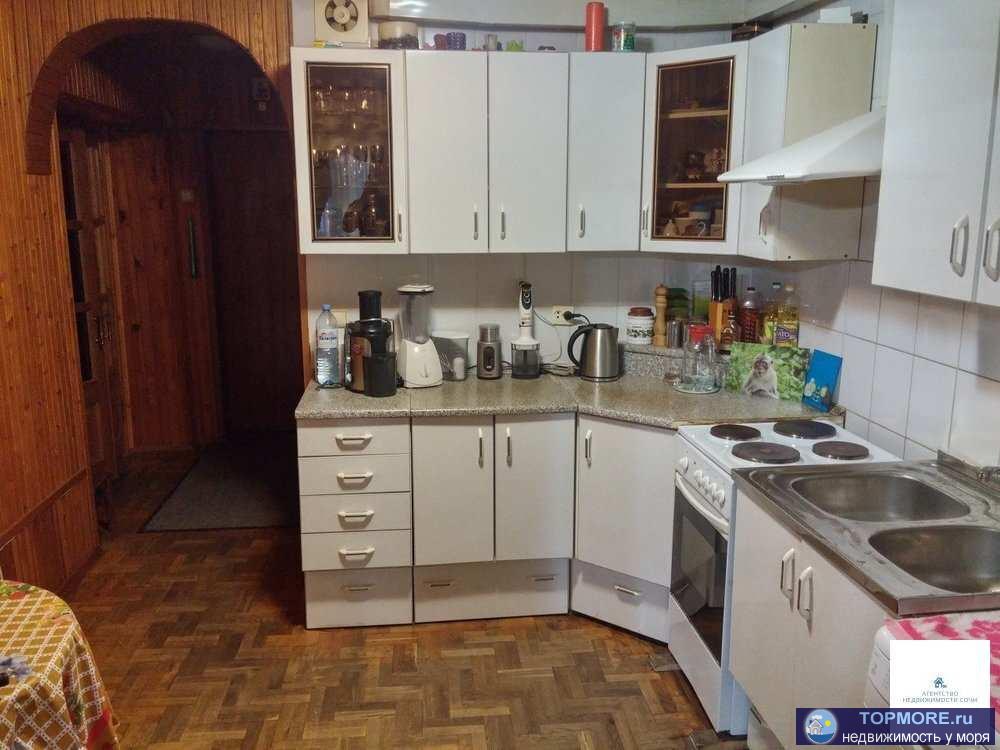 Продается двухуровневая 4-комнатная квартира, солнечная сторона. На первом этаже есть гараж. Площадь 111м. В шаговой... - 2