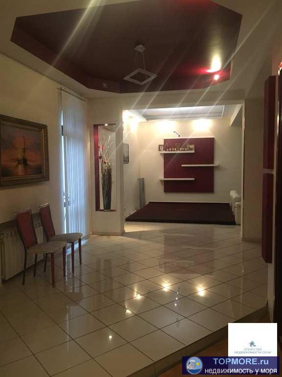 Светлая, уютная квартира в клубном доме. Закрытая, охраняемая территория. В доме есть лифт, тренажерный и бильярдный...