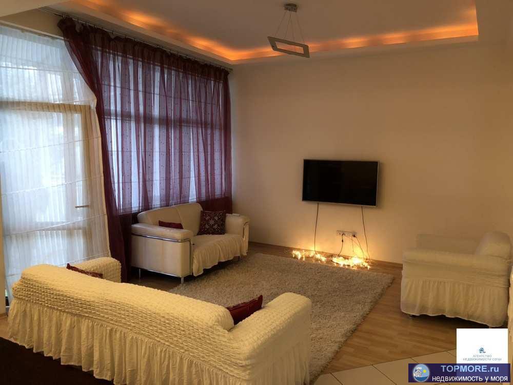 Светлая, уютная квартира в клубном доме. Закрытая, охраняемая территория. В доме есть лифт, тренажерный и бильярдный... - 1