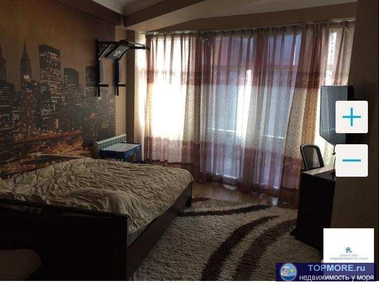 Собственник! Светлая и уютная квартира: гостиная, совмещённая с кухней, две спальни, большая кладовая, совмещённый... - 2