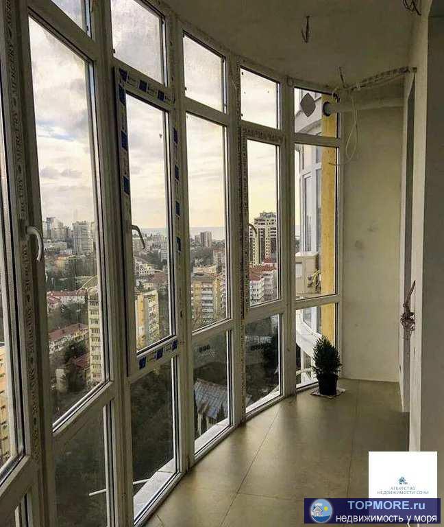 Просторная квартира в жилом комплексе бизнес-класса. Панорамные окна с шикарным видом на центр города, море и горы. В... - 2