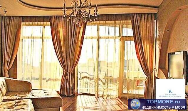 Продаётся трехкомнатная квартира в шикарном доме. Просторная, с видом на море и горы. Большой балкон. Состояние...