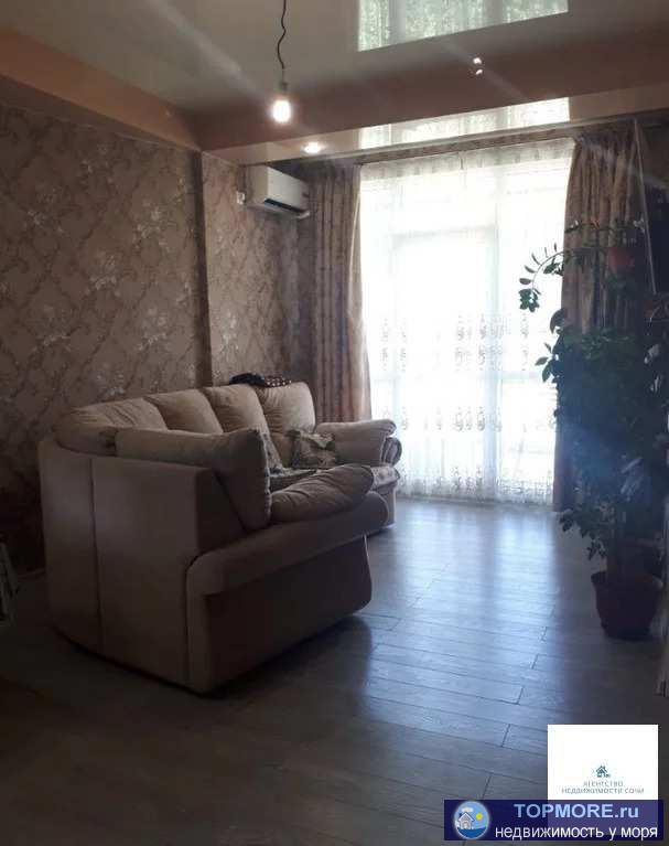 Продажа / Квартиры, Сочи, Мостовой улица, 7 500 000 р. Квартира 2-ух уровневая. На 2м этаже 2 спальни и кладовка. На 1-м этаже одна спальня и совместная кухня с залом +...