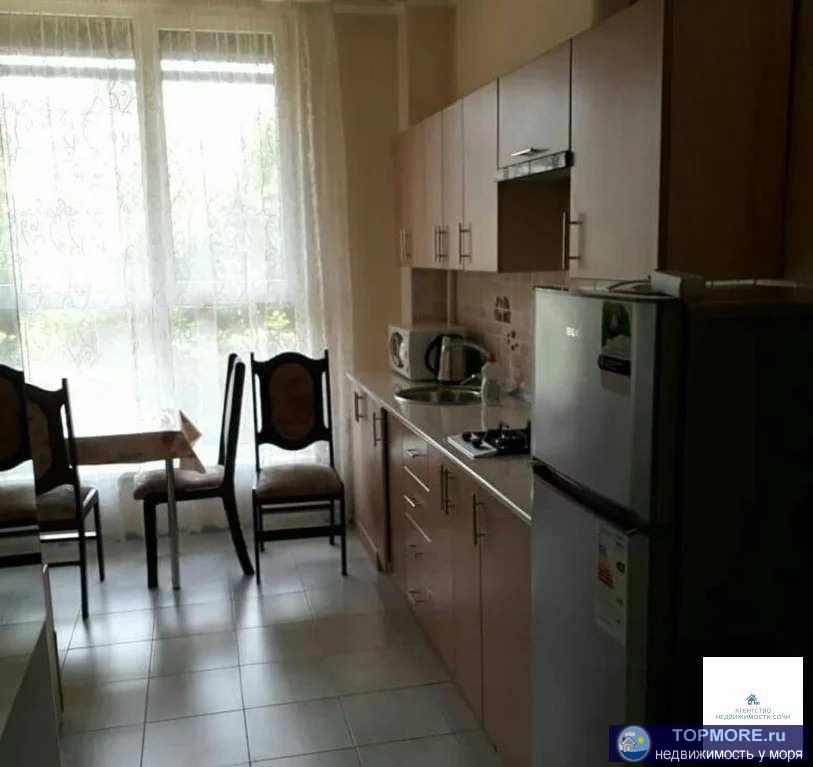 Продажа / Квартиры, Сочи, Просвещения улица, 3 600 000 р. Студия находится в курортном городке, в 2 минутах от моря. Рядом магазины, аптеки, рестораны, столовые, кафе, парк,...
