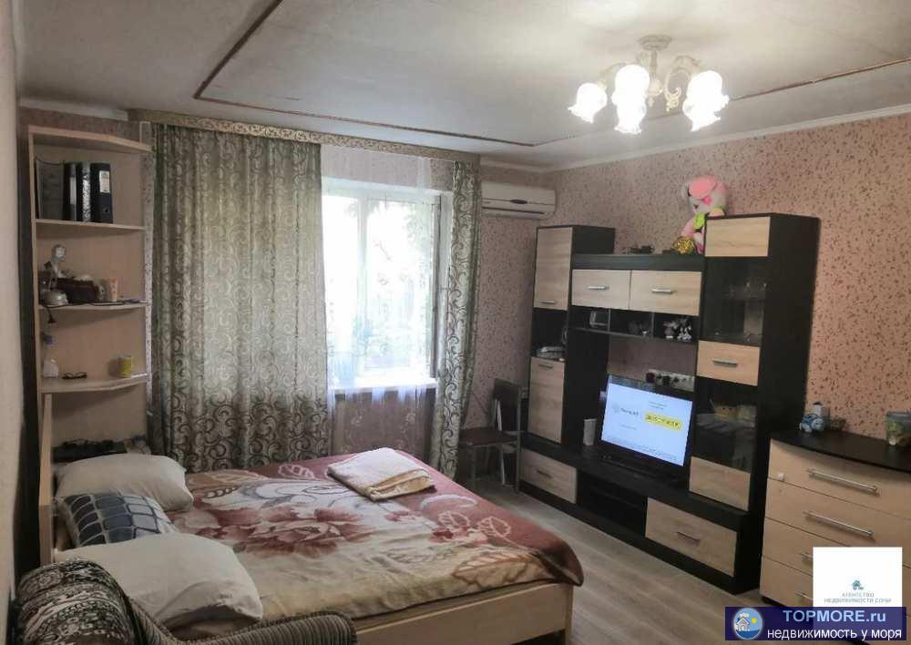 Продается однокомнатная квартира в микрорайоне Блиново. квартира расположена в кирпичном многоквартирном доме. первый...