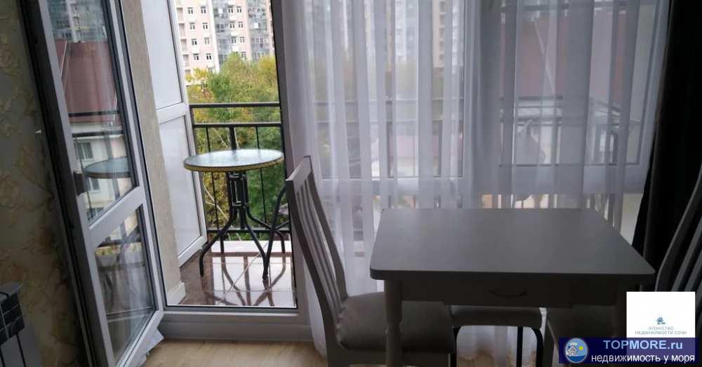 Продажа / Квартиры, Сочи, Волжская улица, 4 150 000 р. Продам студию с балконом в 300 метрах от моря! Дом стоит не на проезжей и не на проходной части, поэтому транспорт и... - 2