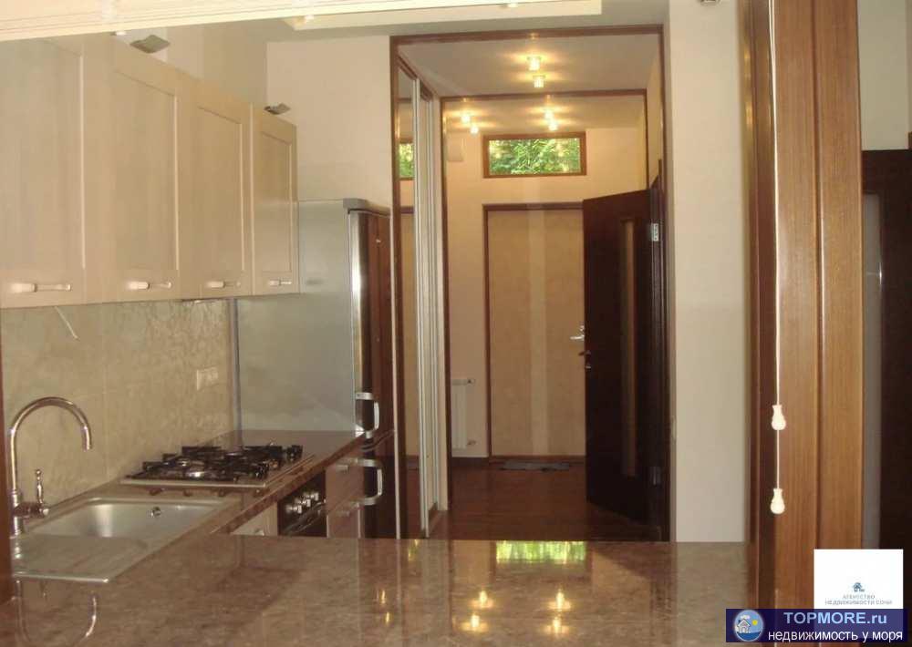 Продаются 2-х комнатные апартаменты в Красной Поляне, ремонт класса люкс, полностью меблированы, с техникой, посудой...