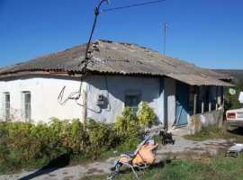 Продаётся дом в селе Фронтовое (можно прописаться), участок 10...