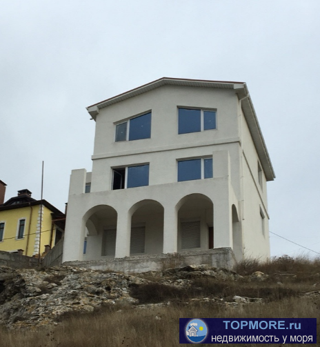 Продается новый трехэтажный дом на корабельной стороне (Воронцовой горы) города Севастополь.  Дом кирпичный...