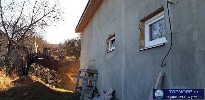 Продается жилой частный дом в Севастополе, переулок Молочный на участке 3,4 сот. Фасад участка на бетонном фундаменте...