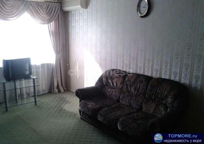 Сдается трехкомнатная квартира  по улице Боориса Михайлова.  Квартира находится в тихом, спальном районе Камышовой... - 1