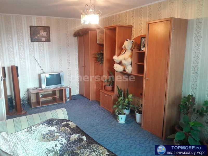 Сдается на длительный срок однокомнатная квартира в Казачке.  В квартире есть все для комфортного проживания -...