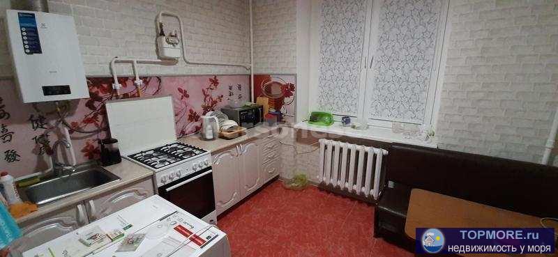 Продаётся двухкомнатная квартира на Героев Севастополя, 54 кв.м .Сталинка, первый,высокий этаж. Все коммуникации... - 1