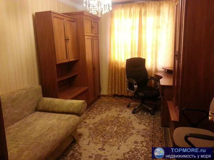 Продажа / Квартиры, Севастополь, Пожарова улица, 38 000 р. Сдаётся на длительный срок квартира в центре, на ул. Пожарова. 1-ый высокий этаж 5-ти этажного дома из инкерманского... - 2