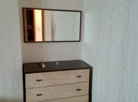 Сдаётся в аренду отличная квартира по адресу Хрусталева .Рядом ТЦ...