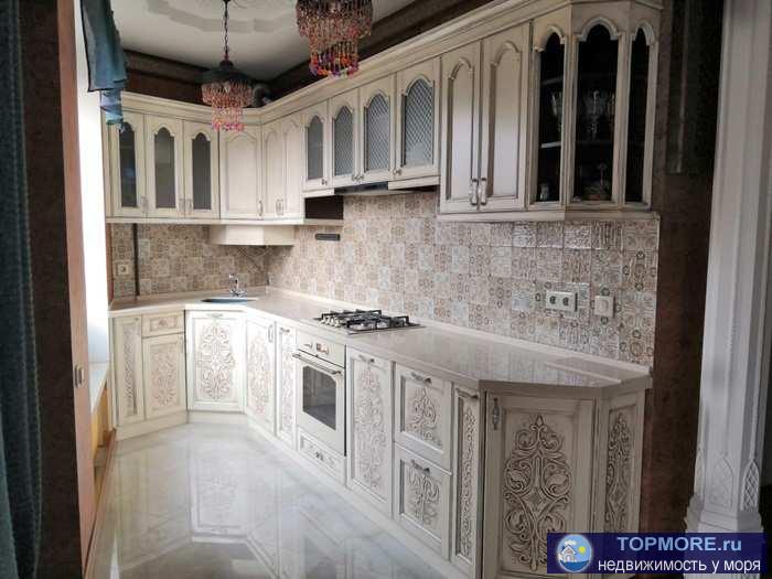 Продажа / Квартиры, Севастополь, Адмирала Макарова улица, 9 500 000 р. Продам двухкомнатную квартиру в марокканском стиле в тихом районе города около парка "Ушакова балка" с...