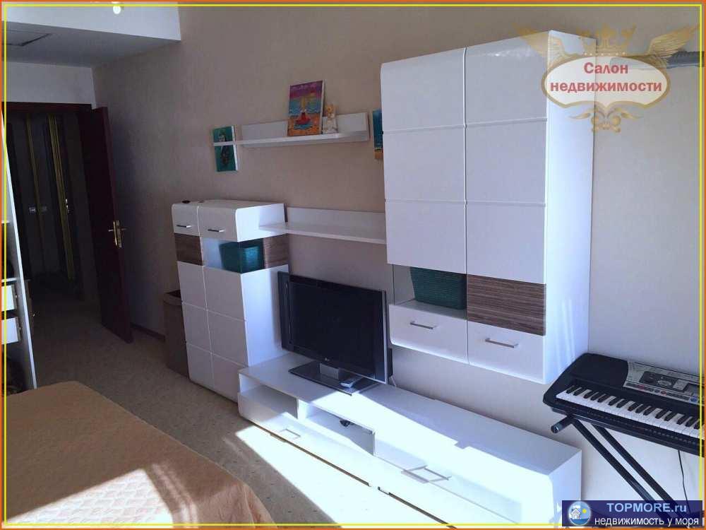 Продажа апартаментов на берегу моря в Ялте  Предлагаются на продажу 2-комнатные апартаменты с полной комплектацией...