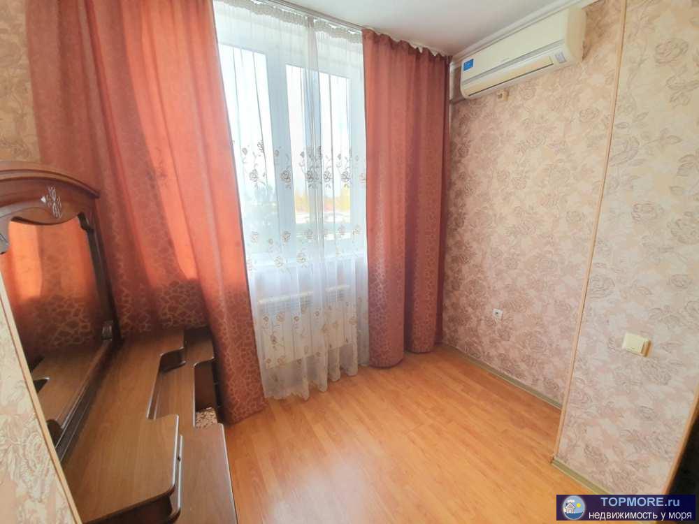 В самом центре города Анапы продаётся евро-трехкомнатная квартира площадью 70,3 кв.м.  Квартира с ремонтом, мебелью,...