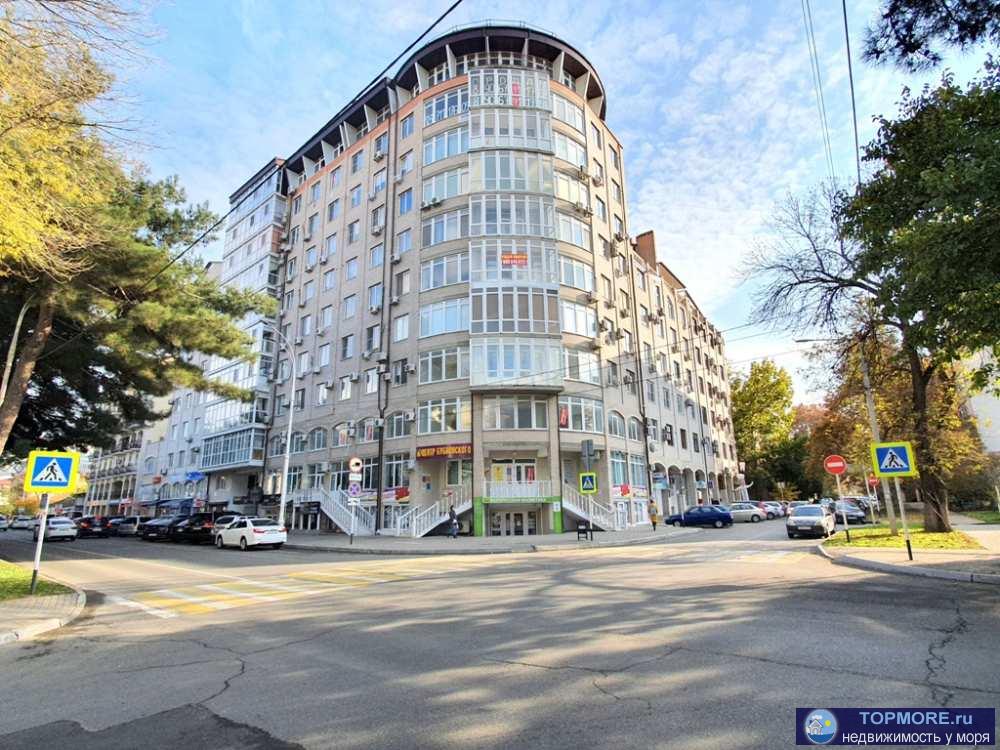 В самом центре города Анапы продаётся евро-трехкомнатная квартира площадью 70,3 кв.м.  Квартира с ремонтом, мебелью,... - 24
