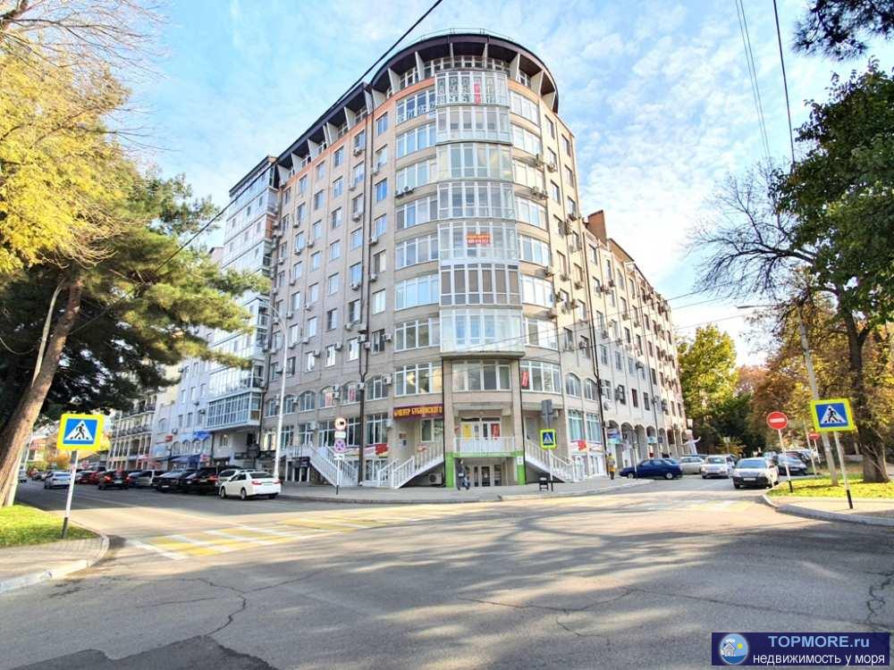 В самом центре города Анапы продаётся евро-трехкомнатная квартира площадью 70,3 кв.м.  Квартира с ремонтом, мебелью,... - 26