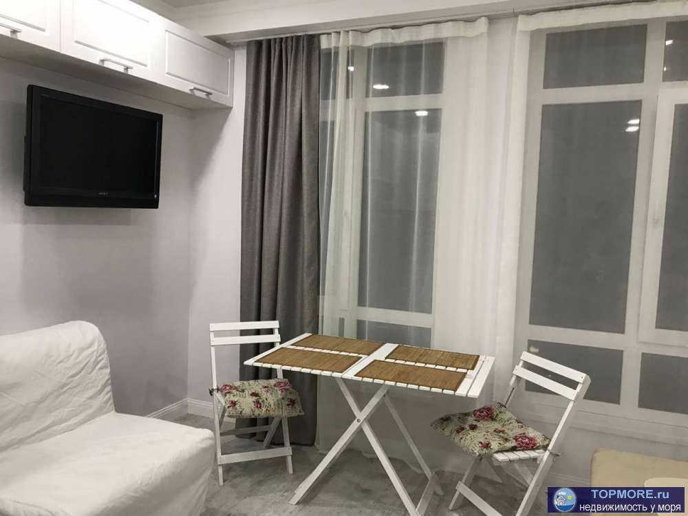 Отличная квартира с новейшим ремонтом, уютная, с мебелью и качественной техникой, все остается, заходи и живи. Дом... - 1