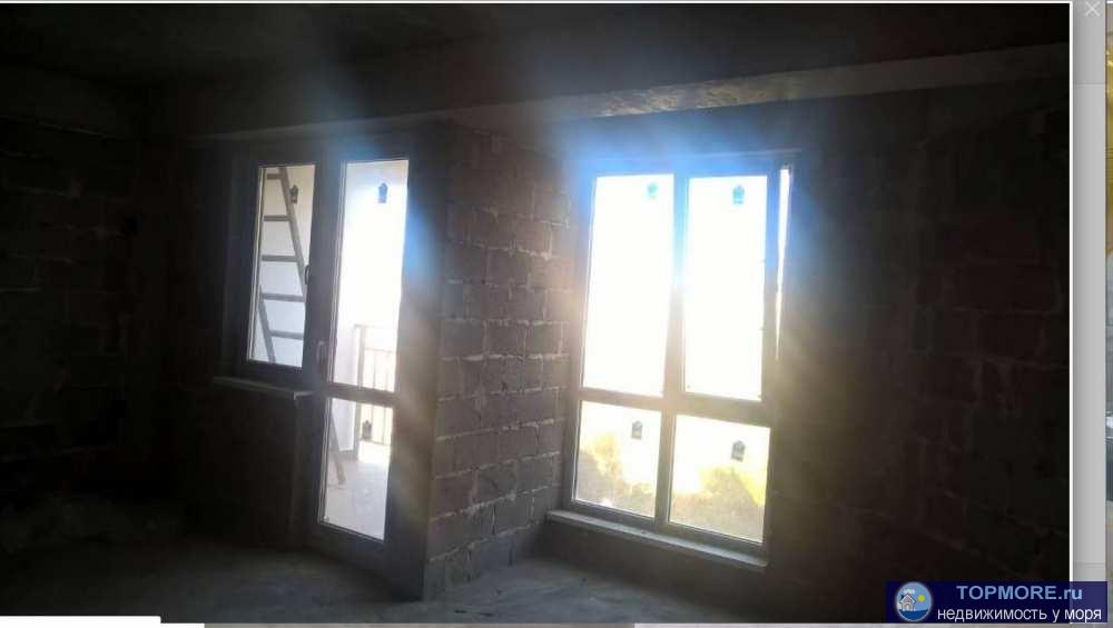 Продается квартира, студия, под внутренние работы, коммуникации центральные, отопление индивидуальное, хороший вид из...