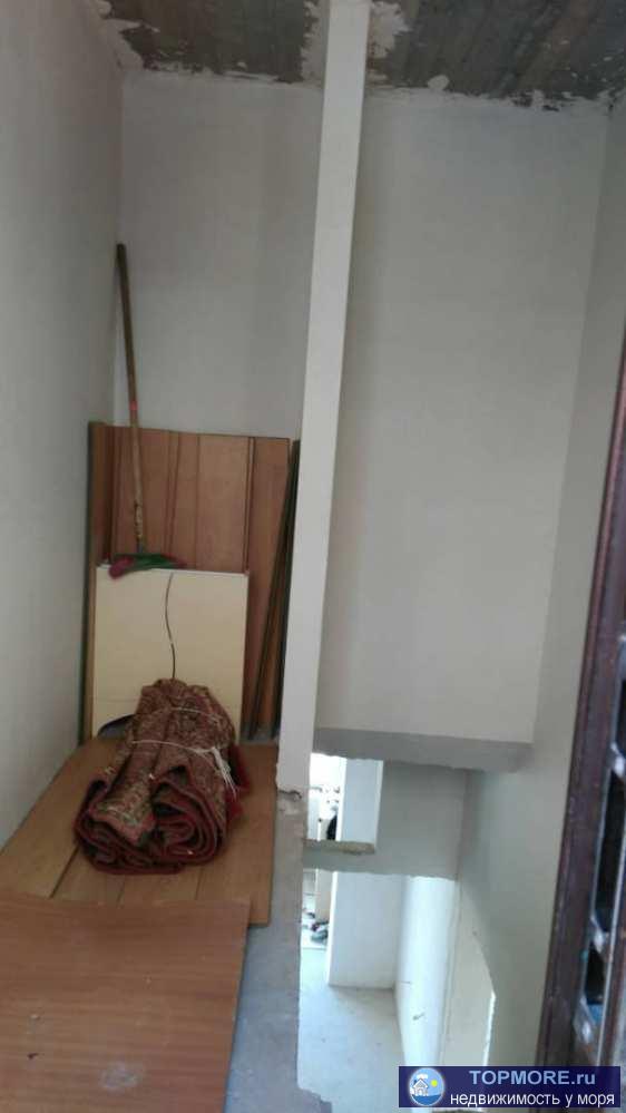 Продаю жилой гараж в самом центре Сочи на улице Альпийская.Есть парковка, до автобусной остановки 5 минут ходьбы,... - 1