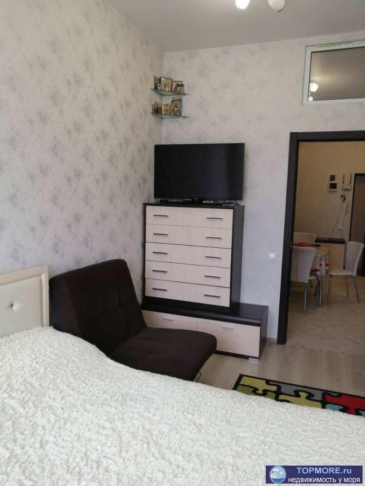 Продаётся квартира распланированная в современную евротрёшку,  площадью 46,3 кв.м. Рядом расположена благоустроенная... - 1