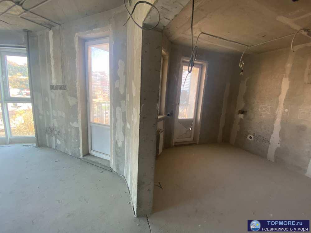 Продаю квартиру в доме бизнес-класса. Площадь - 110 кв. м., 2 спальни, зал с панорамными окнами, кухня-столовая, 2... - 1