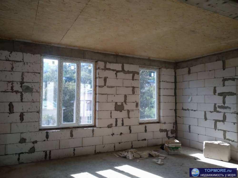 Продажа / Квартиры, Сочи, Мацестинская улица, 9 516 000 р. Лот № 135680. Продаю квартиру в доме, окружённом зеленью. Территория комплекса благоустроена, есть зона для барбекю.... - 1