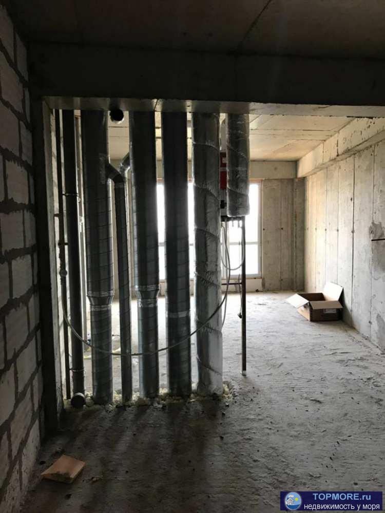 Продается квартира-студия с черновой отделкой в жк Романовский с большой площадью. Развитая инфраструктура, удобная... - 2